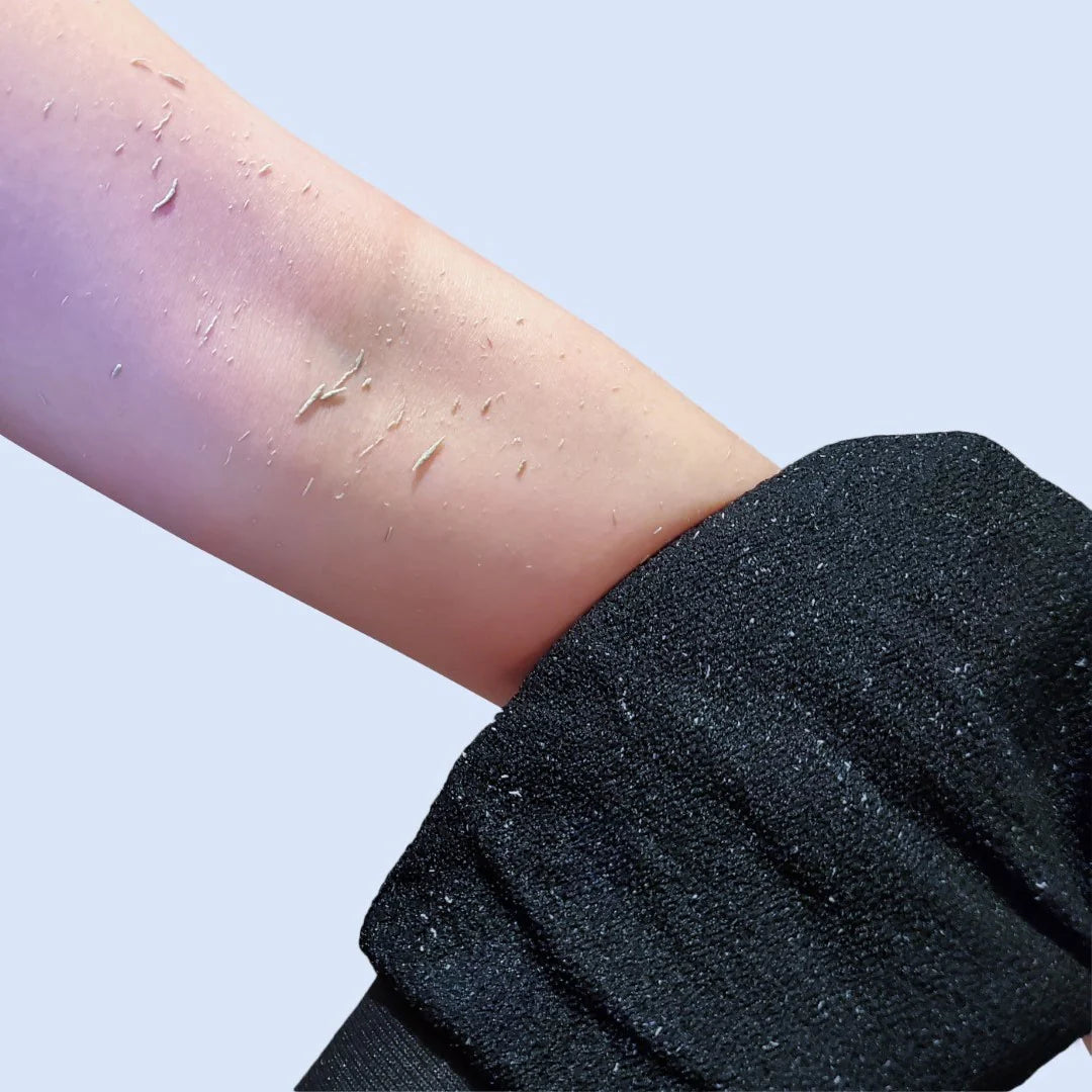 Exfoliating Mitt image 1